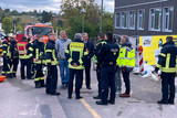 Brand in der Elisabeth-Selbert-Schule: Wiesbadens Oberbürgermeister  Gert-Uwe Mende dankt Einsatzkräften.