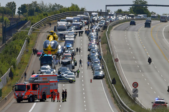 Wiesbadenaktuell Unf Lle Auf Der A Zwischen Niedernhausen Und