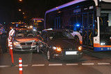 Frau verursacht Unfall an roter Ampel am Mittwochabend in Wiesbaden. Ein Atemalkoholtest ergab ein Wert von 1,6 Promille. Eine Person wurde verletzt.