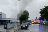 Trafostation geriet am Samstagmorgen in Mainz-Kastel in Brand. Dadurch kam es zu einem kleineren Stromausfall in dem Bereich. Die Feuerwehr löschten die Flammen.