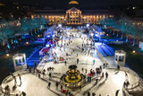 In Wiesbaden wird ab 26. November Deutschlands größe mobile Eisbahn wieder öffnen.