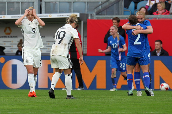 Deutschland verliert WM-Qualifikationsspiel überraschend gegen Island