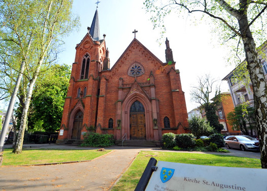 Wiesbadenaktuell Geistreich Kirche Im Aufbruch