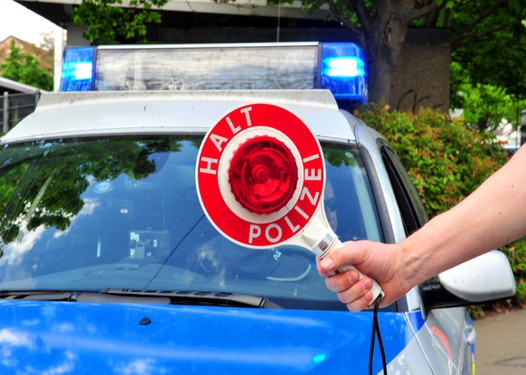 Geschwindigkeitskontrolle  der Polizei Wiesbaden