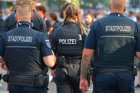 Wiesbadenaktuell Polizei Auf Sicherheits Streife Durch Wiesbaden