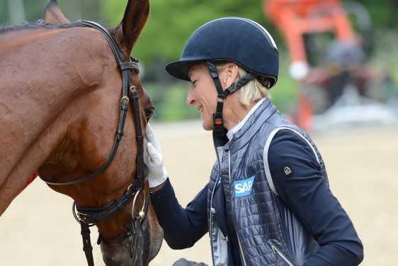 Ein perfektes Team: SAP Hale Bob OLD und Ingrid Klimke