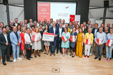 Bei der jüngsten Fördermittelübergabe der NASPA Stiftung in Wiesbaden erhielten 34 Empfänger insgesamt 56.200 Euro.