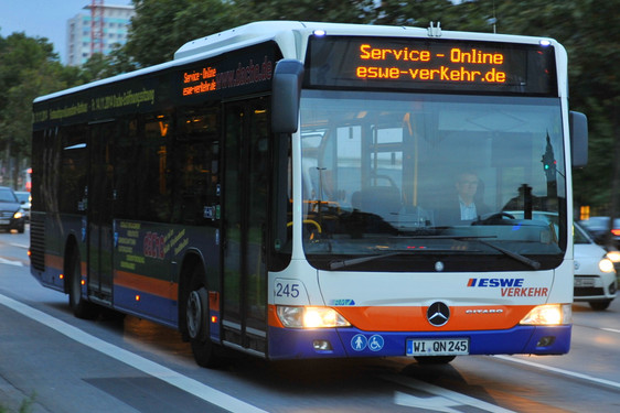 Wegen der Brückensprengung werden Busse umgeleitet