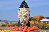 In Wallau bietet Pauls Bauernhof viele Highlights und Attraktionen rund um die Kürbisernte und Halloween in seiner Ergebniswelt an.