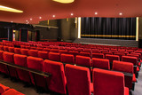 Der Wiesbadener Seniorenbeirat lädt zum "Filmklassiker am Nachmittag“ in das Murnau-Filmtheater ein.