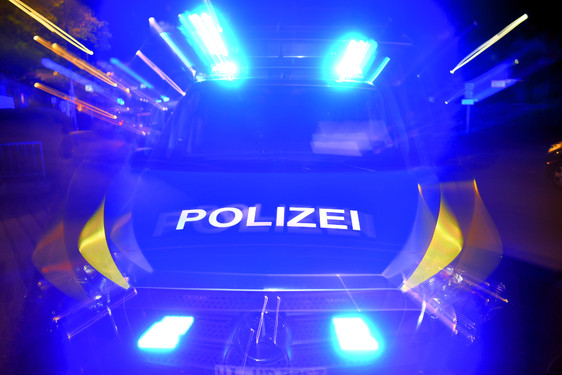 Polizei nimmt Sprayer Graffiti-Schmiererei in der Nacht zum Donnerstag in Wiesbaden-Dotzheim fest.