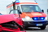 Zu einem Auffahrunfall kam es  Dienstagnachmittag auf der A66 am Wiesbadener Kreuz. Dabei wurden drei Personen verletzt.