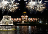 Finale Geburtstagsfeier in Wiesbaden mit großem Feuerwerk vor dem Kurhaus