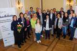 Anfang Dezember trafen sich die Unternehmen des CSR Regio.Net Wiesbaden zu ihrer öffentlichen Jahresabschluss-Veranstaltung im Rathaus. Wie immer ging es um das Thema „Verantwortlich wirtschaften in Wiesbaden“.