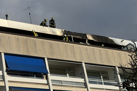 Dachgeschosswohnung im Mehrfamilienhaus in Wiesbaden ausgebrannt