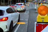 Verkehrsbehinderung wegen Notgrabungen im Kaiser-Friedrich-Ring in Wiesbaden.