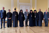 Der Oberbürgermeister und der Stadtverordnetenvorsteher der Stadt Wiesbaden empfingen den Patriarchen der Griechisch-Katholisch-Melkitischen Kirche im Rathaus.