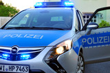 In Wiesbaden wurde ein 10-jähriger Junge von einem Mann mit einem Tritt attackiert.