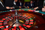 Die Stadt Wiesbaden plant mit Kassel und Lotto Hessen ein Online-Casinospiel. So soll das illegale Glücksspiel eingedämmt werden.