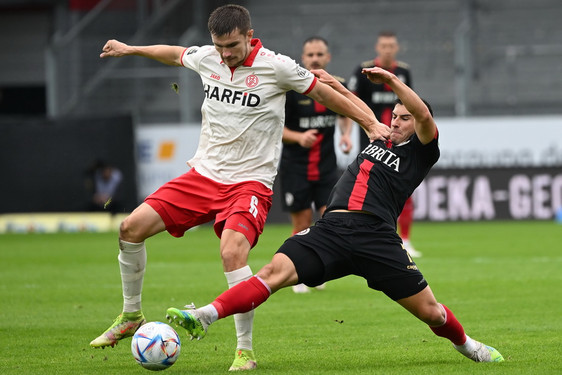 SV Wehen Wiesbaden am Samstag bei Rot-Weiss Essen gefordert