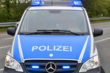 Ein Autofahrer schlug am Dienstag in Wiesbaden-Bierstadt einen Arbeiter eines Baumpflegeunternehmens ins Gesicht. Die Polizei musste schlichten.