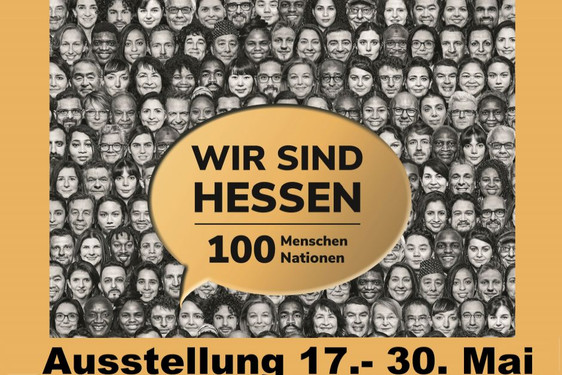 Die Ausstellung WIR sind HESSEN gibt Einblick in die Lebensgeschichte von unterschiedlichen Menschen aus anderen Kulturen. Sie ist im Rathaus Wiesbaden zu sehen.