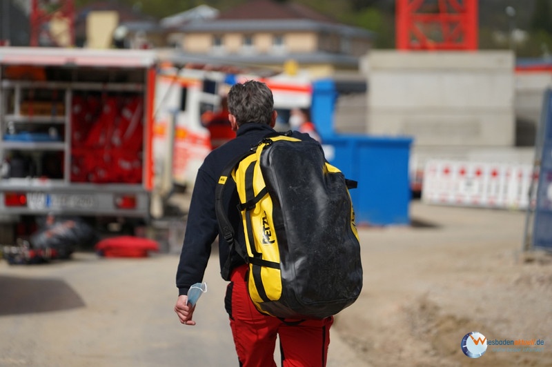 Wiesbadenaktuell Rettungseinsatz Arbeitsunfall Auf Baukran In Der