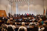 In der dritten Mai-Woche tagt die Stadtverordnetenversammlung in öffentlicher Sitzung. Zudem tagen direkt davor der Ausschuss für Finanzen und Beteiligungen und der Ausschuss für Mobilität im Wiesbadener Rathaus.
