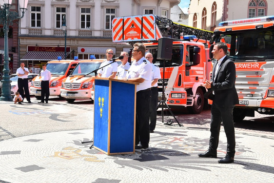 Wiesbadenaktuell: Neue Und Moderne Fahrzeuge Für Die Feuerwehr Wiesbaden