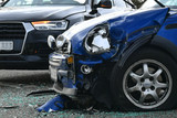 Vorfahrtmissachtung führte am Samstag in Wiesbaden-Naurod zu einem Unfall mit zwei Autos. Beide Fahrzeuge wurden erheblich beschädigt.