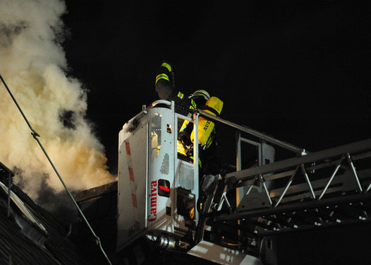 Wiesbadenaktuell Funken Und Flammen Schlugen Aus Dem Kamin