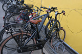 Einen neuen bewachten und kostenlosen Fahrradparkplatz gibt es b sofort jeden Samstag auf dem Dernschen Gelände in Wiesbaden.