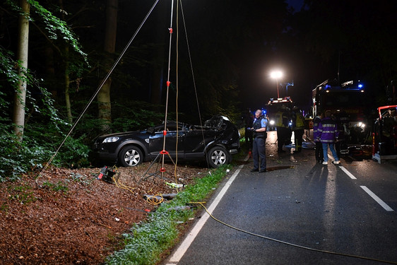 Wiesbadenaktuell Schrecklicher Unfall Auf Der L3018 Bei Langenhain Drei Tote Und Ein Schwerverletzter Nach Crash Gegen Baum