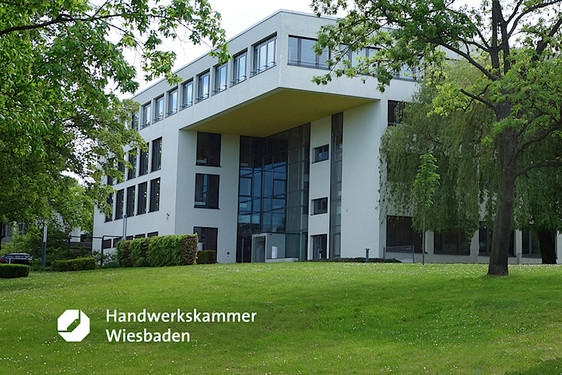 Vortrag über "Arbeitsrecht" in der Handwerkskammer Wiesbaden
