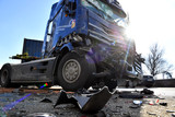 Ein spektakulärer Unfall ereignete sich heute auf der A3 in der Nähe des Wiesbadener Kreuzes, wo sich 3 Sattelschlepper ineinander verkeilten.