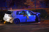 Ein folgenschwerer Verkehrsunfall ereignete sich am Samstagabend im Gustav-Stresemann-Ring in Wiesbaden. Ein Mercedes kollidierte mit einem VW Golf. Sechs Personen wurde dabei zum Teil lebensbedrohlich verletzt. Einen Tag später verstarb der 30 Jahre alte VW Golf fahren an den Kopfverletzungen in einer Klinik.