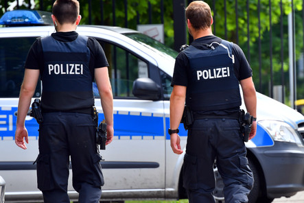 Ein Familienstreit in Wiesbaden-Dotzheim endete am Montag in einem Wohnhaus tödlich. 42-Jähriger bringt Vater und Schwerster um.