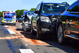 Auf der B417, Platter Straße, kam es nahe des Jagdschlosses Platte zu zwei Verkehrsunfällen.