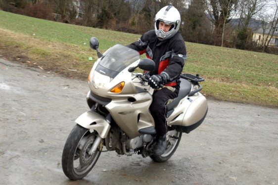 Wie kann ich mein Motorrad vor Diebstahl schützen? Die Polizei gibt Tipps!