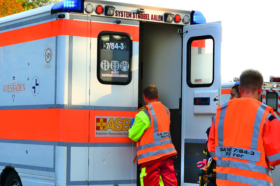 Wiesbadenaktuell Rollerfahrer stürzt und verletzt sich