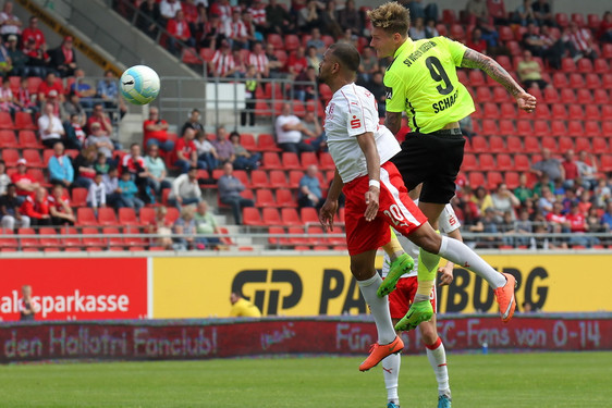 SV Wehen Wiesbaden am Samstag gegen Halleschen FC