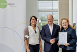 Der Verein Erica’s Manna Mobil aus Wiesbaden wurde als einer der sieben Gewinner des startsocial-Wettbewerbs ausgezeichnet.