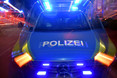 Halloween in Wiesbaden: Eierwürfe, Böller-Attacken und brennende Mülltonnen. Polizei und Feuerwehr waren im Einsatz.