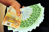 Ein Schockanruf brachte am Donnerstag eine ältere Frau zu zwei Geldübergaben an Betrügern in Wiesbaden.