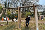 Ein neuer Bewegungsparcours wurde in Wiesbaden-Biebrich im Gräselberg eröffnet.