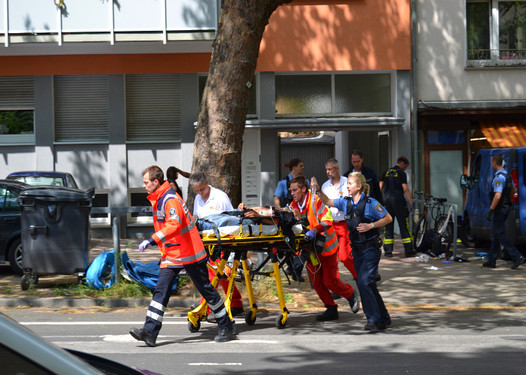 Wiesbadenaktuell: Vier Verletzte Nach Messerstecherei In Der ...