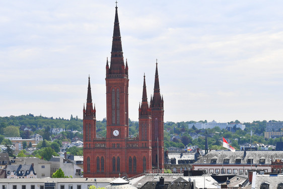 Stadtkirchenpfarrerin Annette Majewski wird eingeführt in der Wiesbadener Marktkirche in ihr Amt eingeführt.
