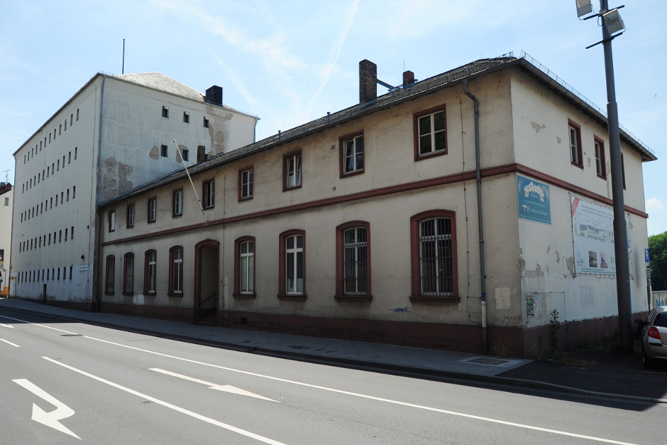 In Wiesbaden findet eine öffentlichen Informationsveranstaltung zur Zukunft des Zollensembles am Biebricher Rheinufer statt.