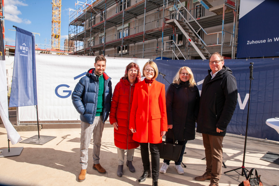 Auf dem Gräselberg im Wiesbadener Stadtteil Biebrich wurde das Richtfest für die Bauabschnitte 4, 7 und 8 gefeiert.