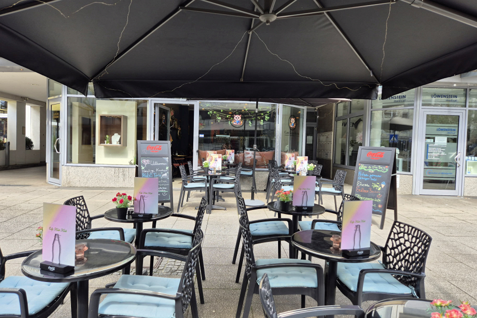 Das Café Kuck Kuck in der Burgstraße in Wiesbaden ist ein Genusserlebnis im Herzen der Stadt.